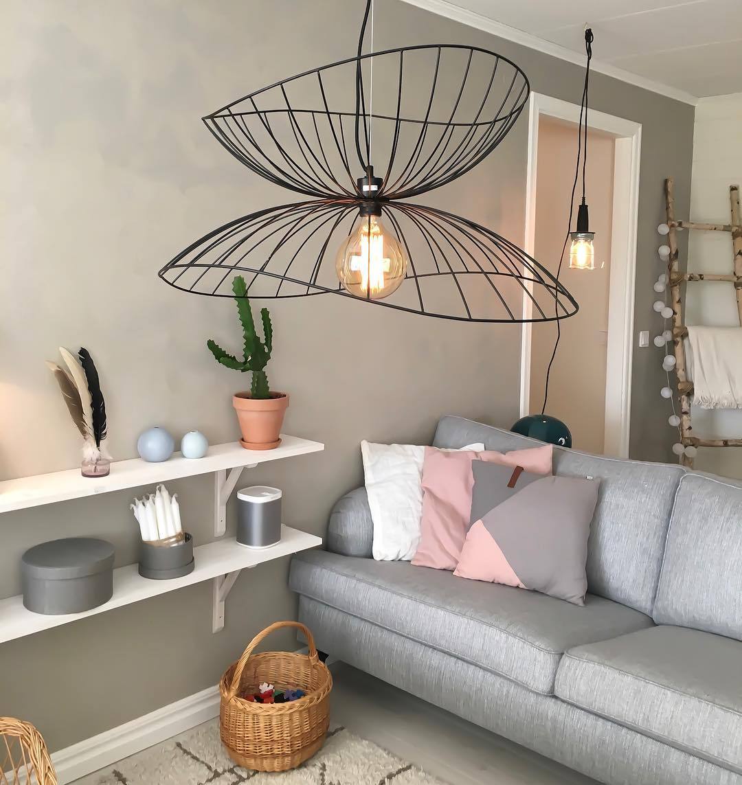 Modern Creative Dining Room Pendant Light Designer Metal Pendant Light