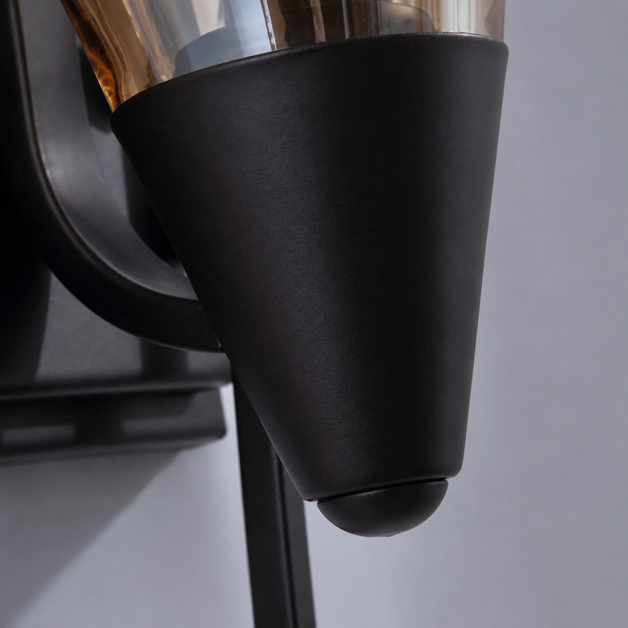 metal finish detail